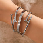 Luxurious and elegant nail stainless steel bracelets are suitable for women's parties, banquets and fashionable jewelry