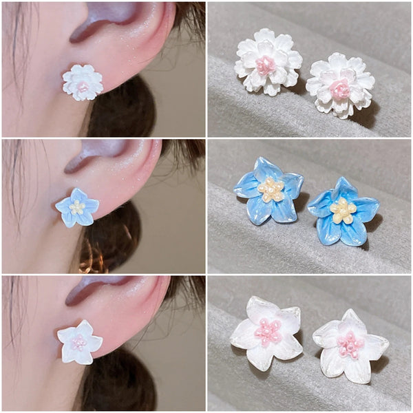 Small Fresh Resin Flower Earrings for Women Simple  Fashion Cute Camellia Stud Earrings Mini White Pink Blue Jewelry
