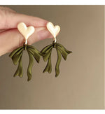 GRACE JUN Green Color  Enamel Flower Clip on Earring No Pierced Fashion No Pierced Earring Needn't Ear Hole Ear Clip Korea Style