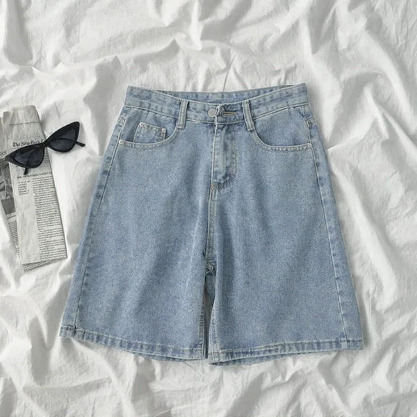 Retro Simple Wide-leg Denim Shorts. New Summer Fashion High-waisted, Loose and Casual Comfortable Mid-length Jeans for Women