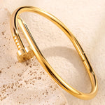 Luxurious and elegant nail stainless steel bracelets are suitable for women's parties, banquets and fashionable jewelry